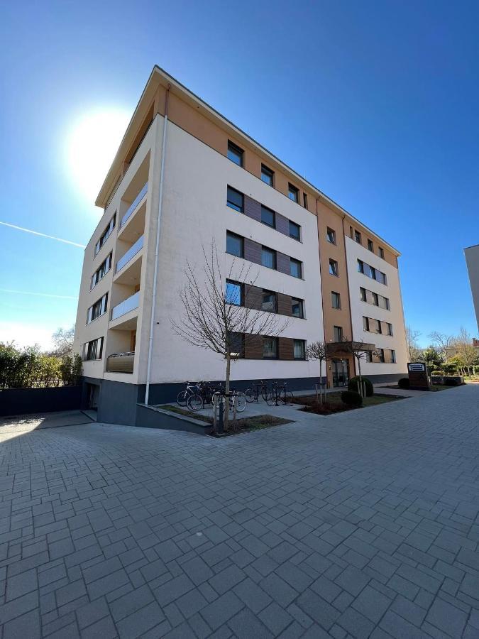 Big Forest Apartman Apartment Debrecen Exterior photo